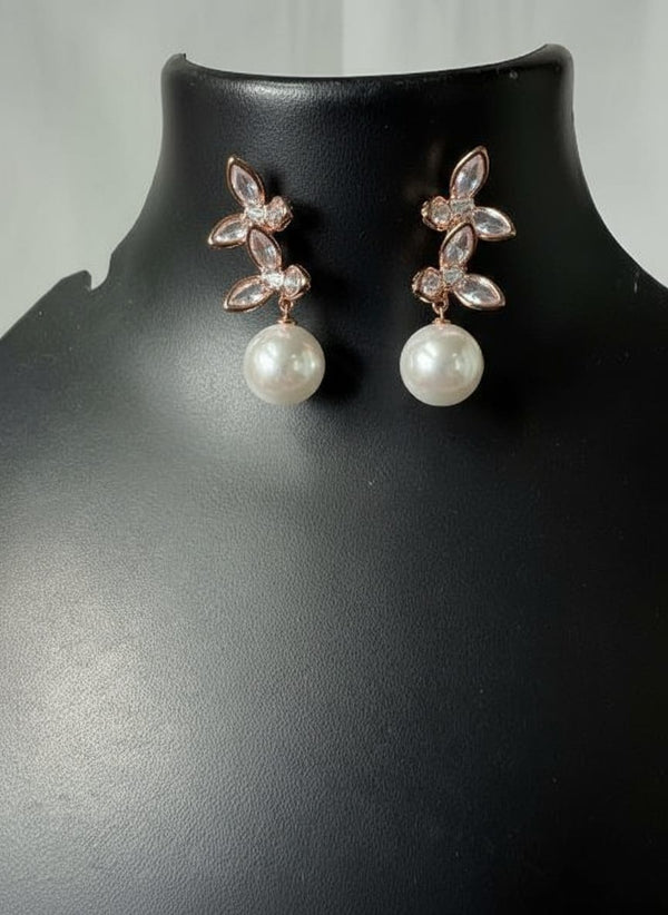 Fancy  pearl earring