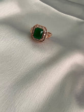 Rose gold green stone studded ring