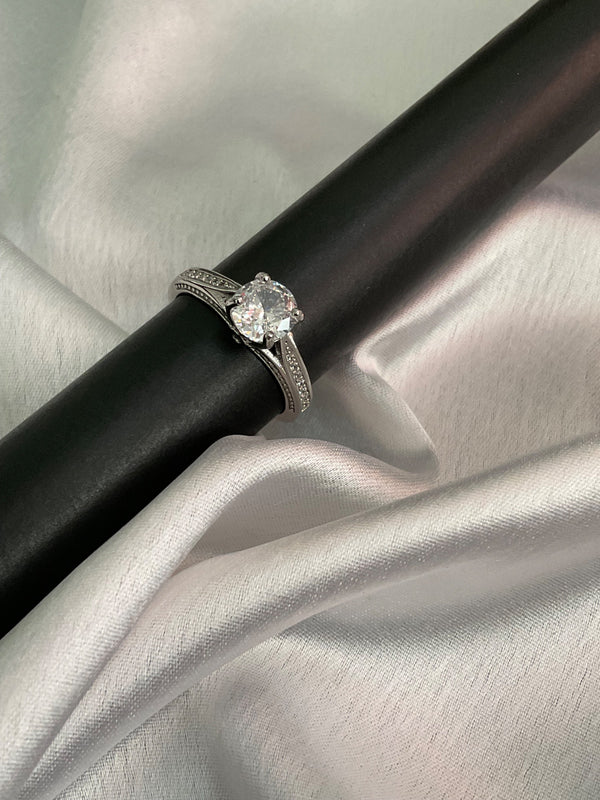 Silver plated zircon adjustable ring ring