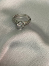 Silver plated zircon adjustable ring ring