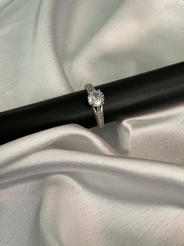Silver plated zircon adjustable ring ring