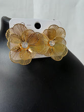 Gold floral korean earring stud